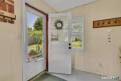 4 Crown Street, Middletown, CT 06457 - Photo 23