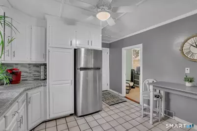 4 Crown Street, Middletown, CT 06457 - Photo 11