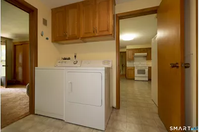9 Westbrook Road, Bloomfield, CT 06002 - Photo 9