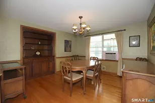 9 Westbrook Rd, Bloomfield, CT 06002 - Photo 5