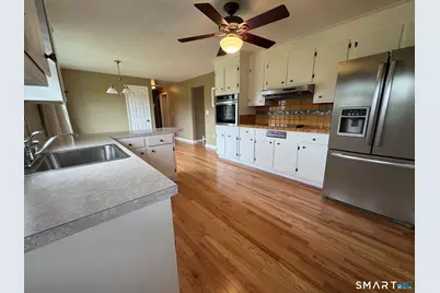 85 Maureen Street, Stratford, CT 06615 - Photo 5