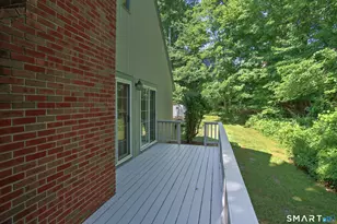 26 Paisley Ln, Fairfield, CT 06825 - Photo 23