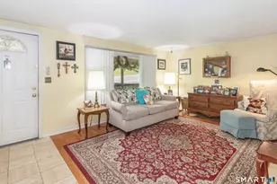 45 Peach Dr, Seymour, CT 06483 - Photo 3