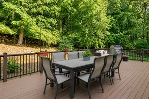 2 Arnold Dr, Stamford, CT 06905 - Photo 27