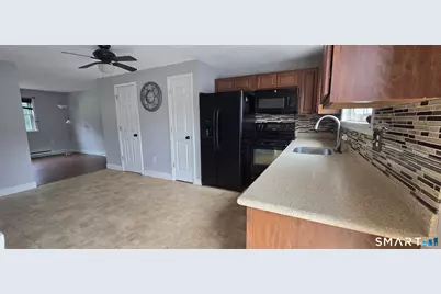 1081 New Haven Road #1F, Naugatuck, CT 06770 - Photo 13