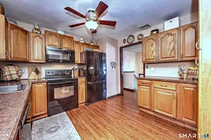 10 Hodio Dr, Ansonia, CT 06401 - Photo 7