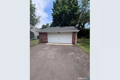 3674 Park Avenue, Bridgeport, CT 06604 - Photo 17