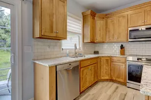 52 Harvest Ct, Newington, CT 06111 - Photo 15