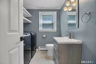 8 Charter Oak Dr, East Lyme, CT 06333 - Photo 23