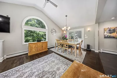 30 Midwood Avenue, Wolcott, CT 06716 - Photo 9
