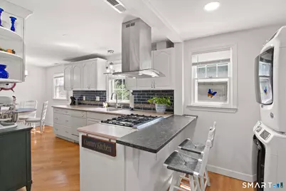 298 Strawberry Hill Avenue, Norwalk, CT 06851 - Photo 31