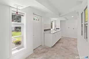 298 Strawberry Hill Ave, Norwalk, CT 06851 - Photo 19