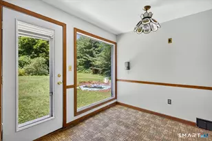 335 Arnold Ln, Orange, CT 06477 - Photo 3
