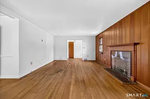 335 Arnold Ln, Orange, CT 06477 - Photo 27