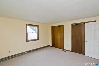 7 Second Avenue, Enfield, CT 06082 - Photo 15
