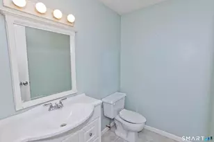 7 2nd Ave, Enfield, CT 06082 - Photo 9