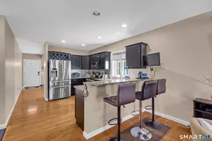 104 Benjamin Ct, Windsor, CT 06095 - Photo 7