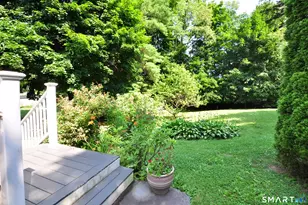 174 Mohawk Dr, West Hartford, CT 06117 - Photo 35