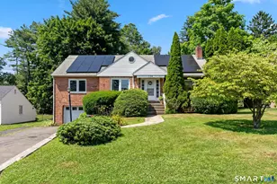 174 Mohawk Dr, West Hartford, CT 06117 - Photo 1