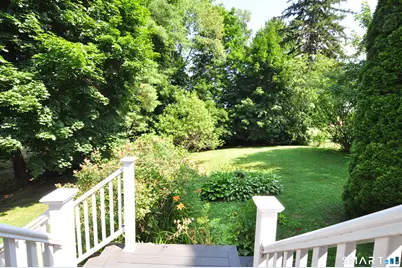 174 Mohawk Drive, West Hartford, CT 06117 - Photo 37