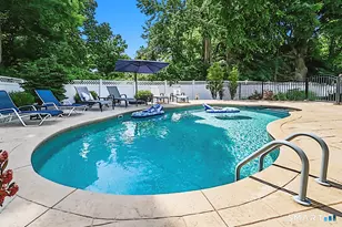 6 Elizabeth St, Newtown, CT 06470 - Photo 25