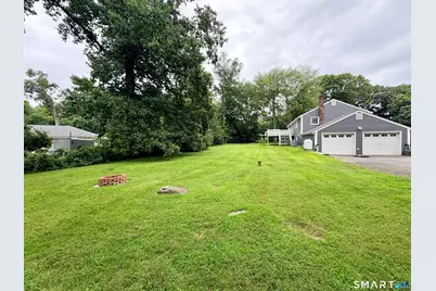 30 Valley Brook Terrace, Stratford, CT 06614 - Photo 19