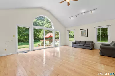 1140 Johnson Road, Woodbridge, CT 06525 - Photo 13