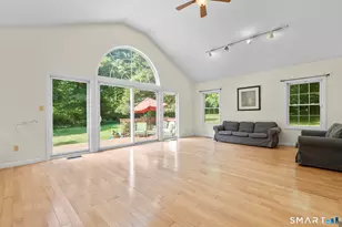 1140 Johnson Rd, Woodbridge, CT 06525 - Photo 13