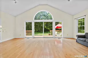 1140 Johnson Rd, Woodbridge, CT 06525 - Photo 17
