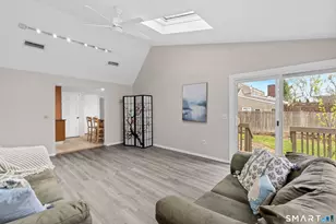 25 Sherwood Rd, West Hartford, CT 06117 - Photo 13