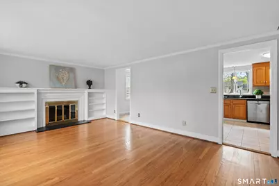 25 Sherwood Road, West Hartford, CT 06117 - Photo 3