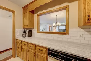 366 Ash St, Windham, CT 06226 - Photo 17