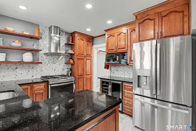 430 Platt Avenue, West Haven, CT 06516 - Photo 13