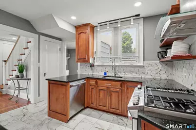 430 Platt Avenue, West Haven, CT 06516 - Photo 15