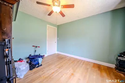 869 Washington Ave Extension, Waterbury, CT 06708 - Photo 29