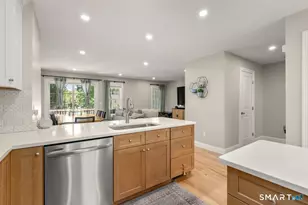 11 Summer Brook Way, Seymour, CT 06483 - Photo 7