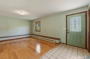 82 Lake Garda Dr, Farmington, CT 06085 - Photo 9