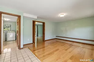 82 Lake Garda Dr, Farmington, CT 06085 - Photo 5