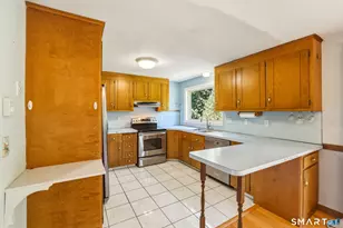82 Lake Garda Dr, Farmington, CT 06085 - Photo 15
