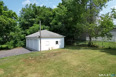 120 East Lake Street, Winchester, CT 06098 - Photo 13