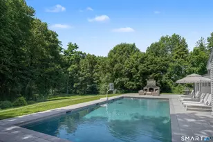 71 Woodford Hills Dr, Avon, CT 06001 - Photo 15