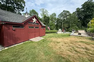 66 Knollwood Dr, Branford, CT 06405 - Photo 5