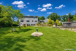 66 Knollwood Dr, Branford, CT 06405 - Photo 33
