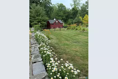 66 Knollwood Drive, Branford, CT 06405 - Photo 3