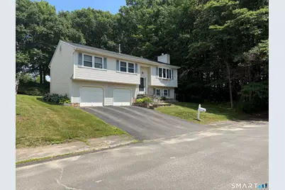 11 Batesmoor Road, Waterbury, CT 06705 - Photo 3