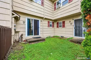 30 Round Tree Dr, Naugatuck, CT 06770 - Photo 3