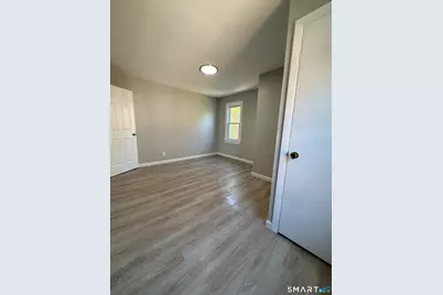 26 Jefferson Avenue, New London, CT 06320 - Photo 7