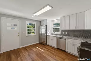 11 Chestnut St, Plymouth, CT 06786 - Photo 15