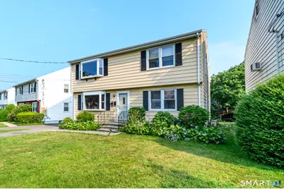 32 Hackett Circle North, Stamford, CT 06906 - Photo 3