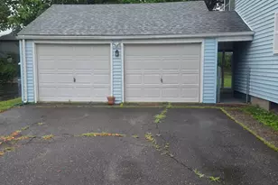 63 Brookfield St, Manchester, CT 06040 - Photo 9